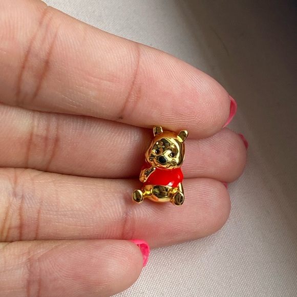 Disney x Pandora Winnie the Pooh bear charm - Picture 1 of 4
